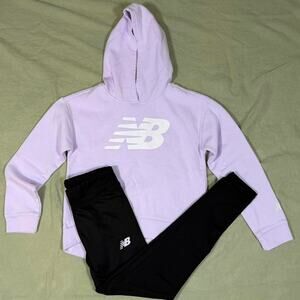 New balance & black leggings